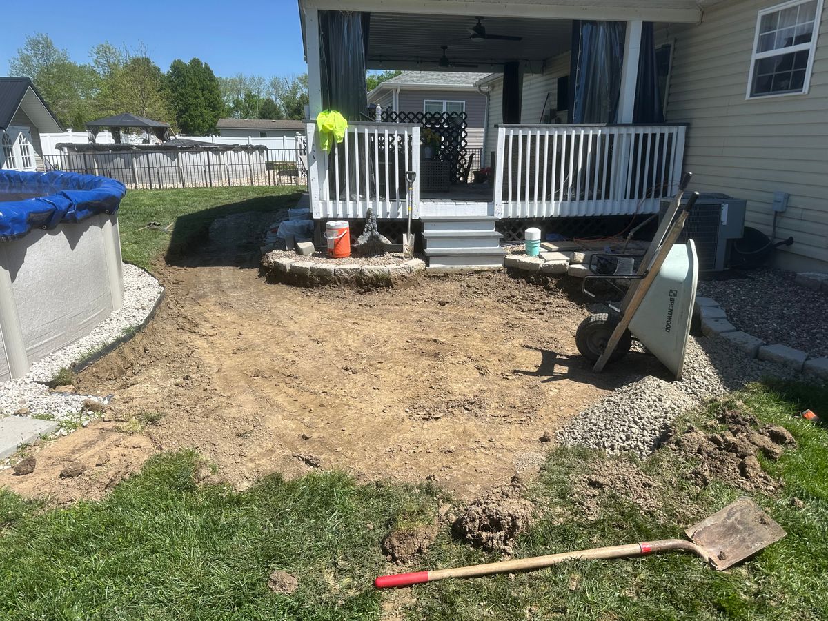 Landscape Installation for Mayfield Landscaping in Staunton, IL