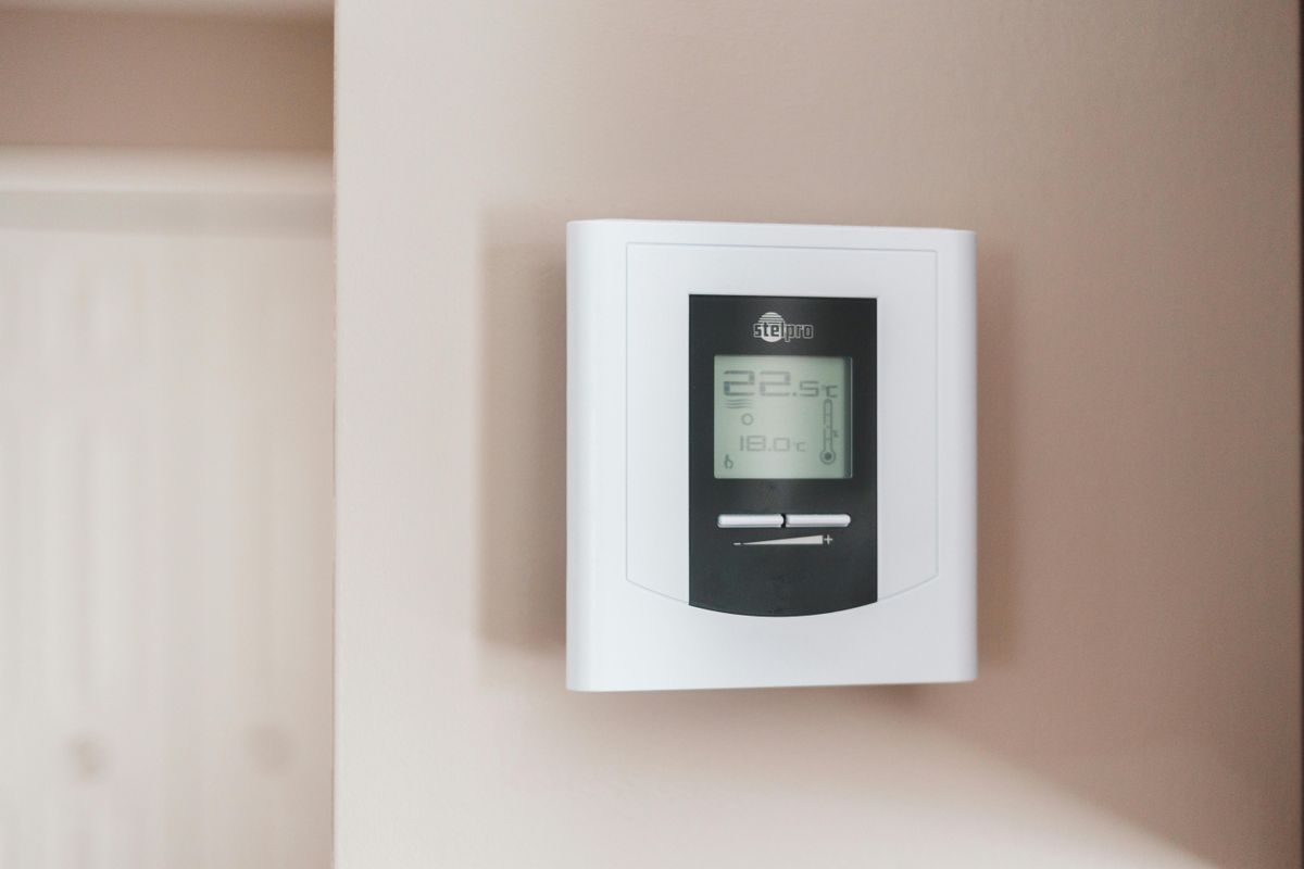 Thermostat Installation and Programming for Acosta Hvac Services in San Anselmo, CA