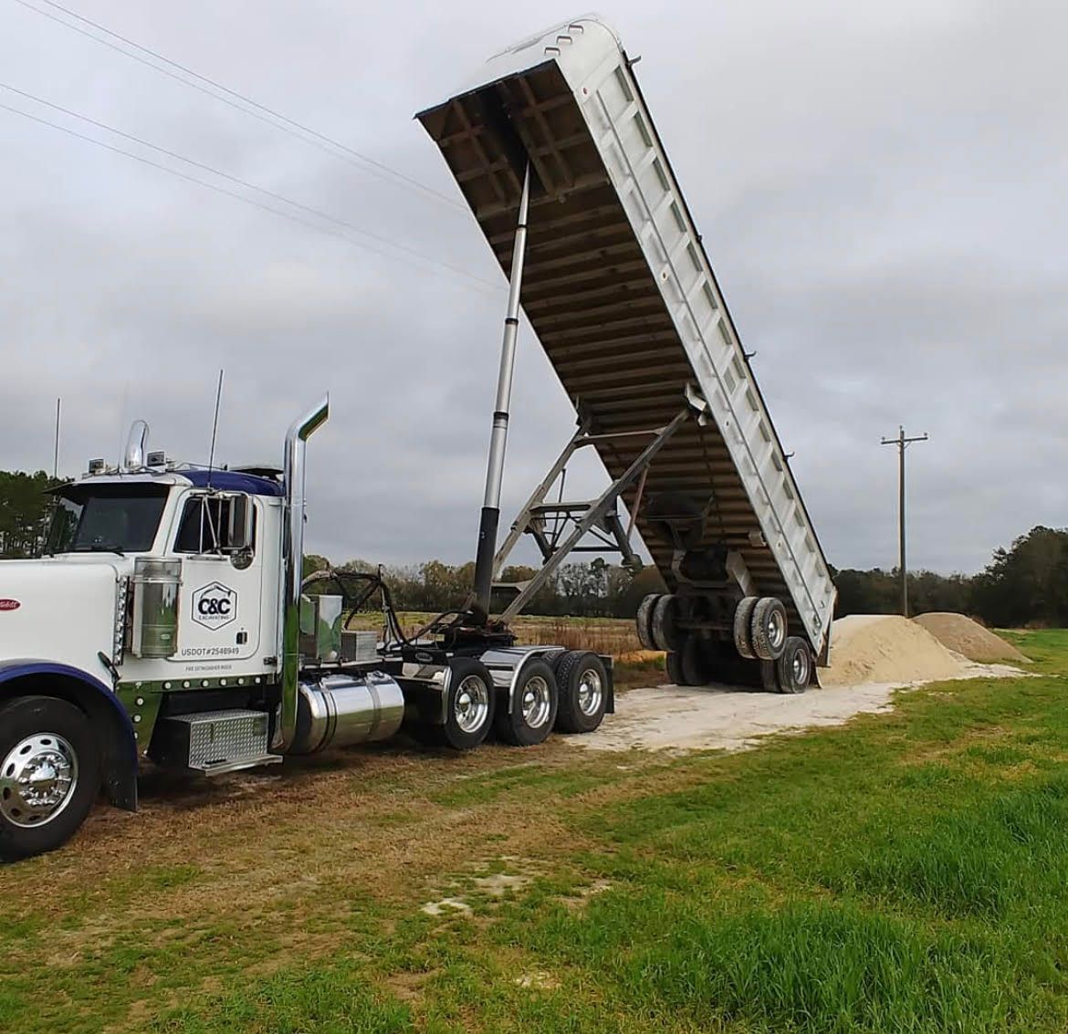 Fill Dirt for C&C Excavating in Live Oak, FL
