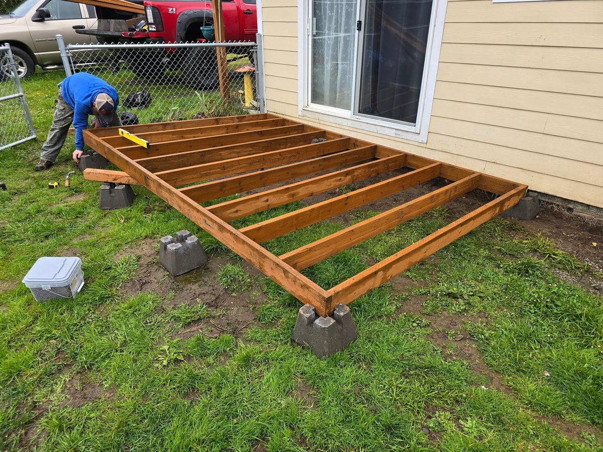 Deck and Patio Construction for Matthew Brooms Construction  in Coos Bay, OR