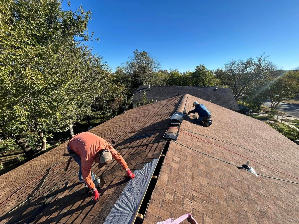 Roofing Installation for Royalty Contracting Roofing in Saginaw, TX