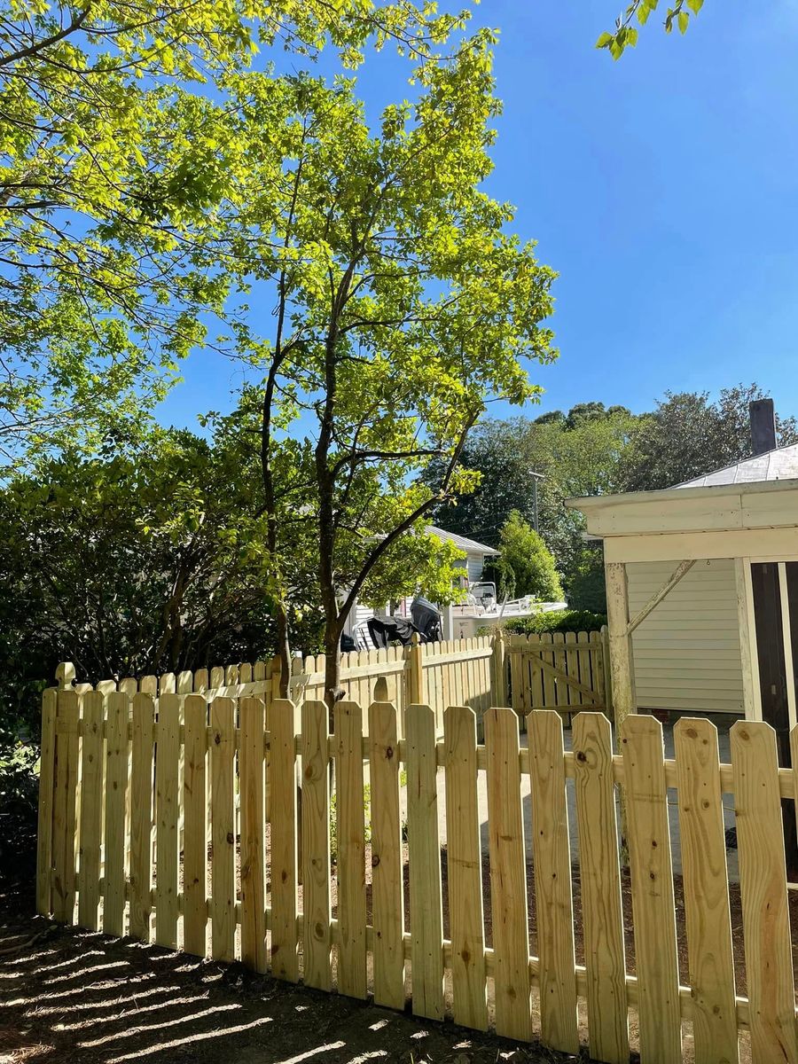Fence Installation for TG Fencing LLC in Farmville, NC