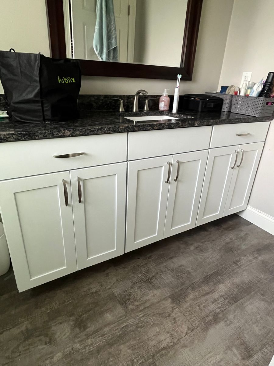 Kitchen and Cabinet Refinishing for Escorpio Painting in Tampa, FL