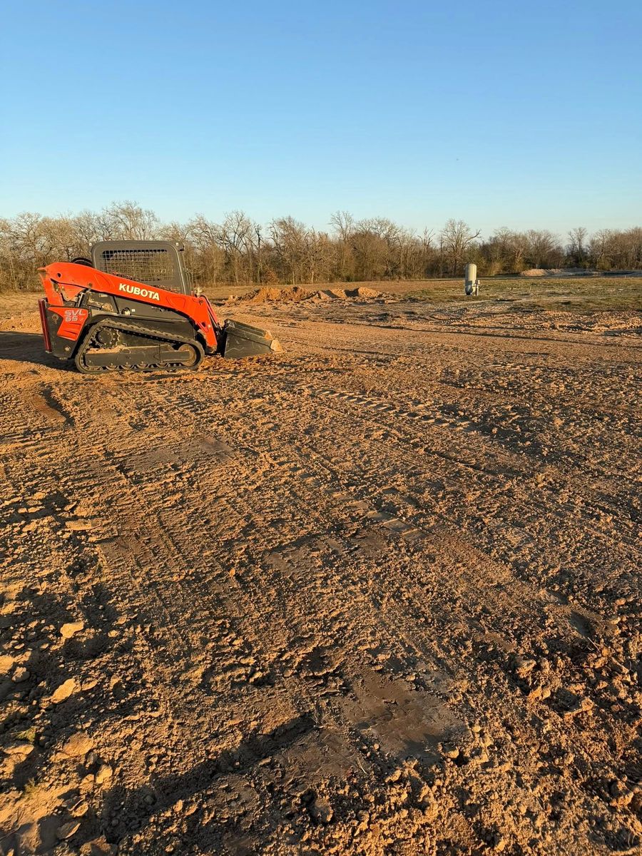 Leveling for Landers Ranch Services in Anderson, TX