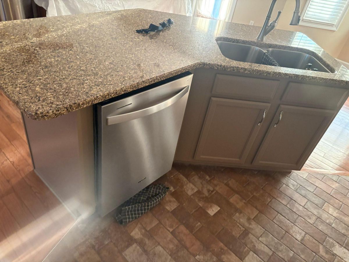 Kitchen and Cabinet Refinishing for NXT Generation Painting in Cookeville, TN