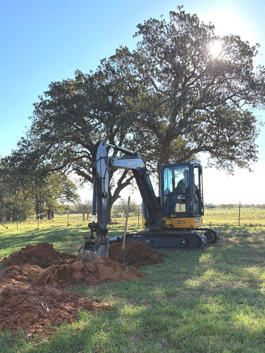 Land Grading for Williams & Sons Solutions in Floresville, TX
