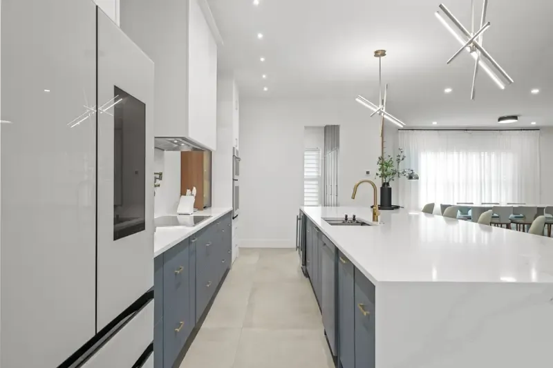 Premium Cabinet Sales & Custom Design Services for Revitalize Real Estate in Tampa, FL