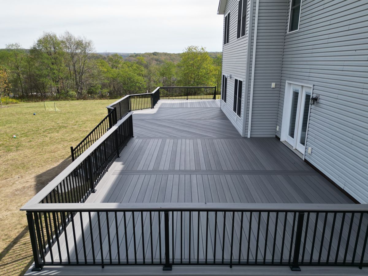 Deck, Patio & Sunroom Installation for Thirco LLC in Ligonier,, PA