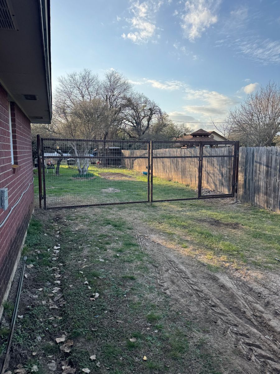 Gate Installation for FBR Welder & Construction in Gatesville, TX