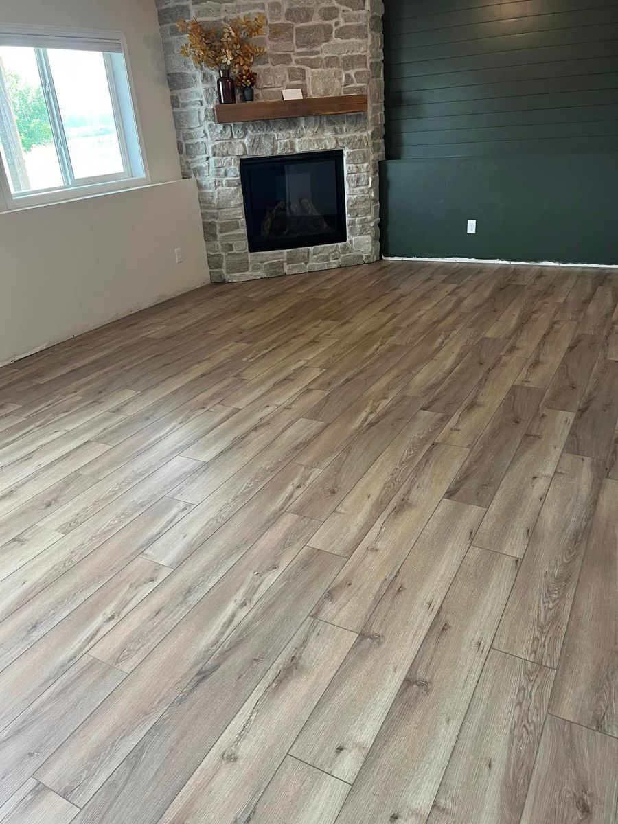 Hardwood for R. Royal Floors in Royalton, MN