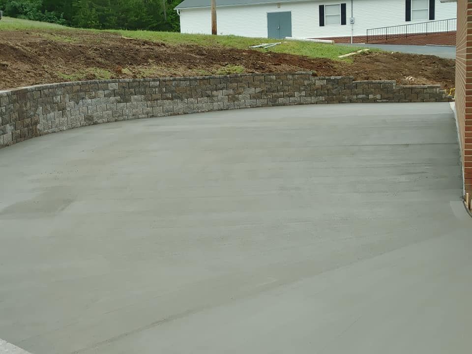 Concrete Slab Construction for Tommy Moore Construction in Anderson County, TN
