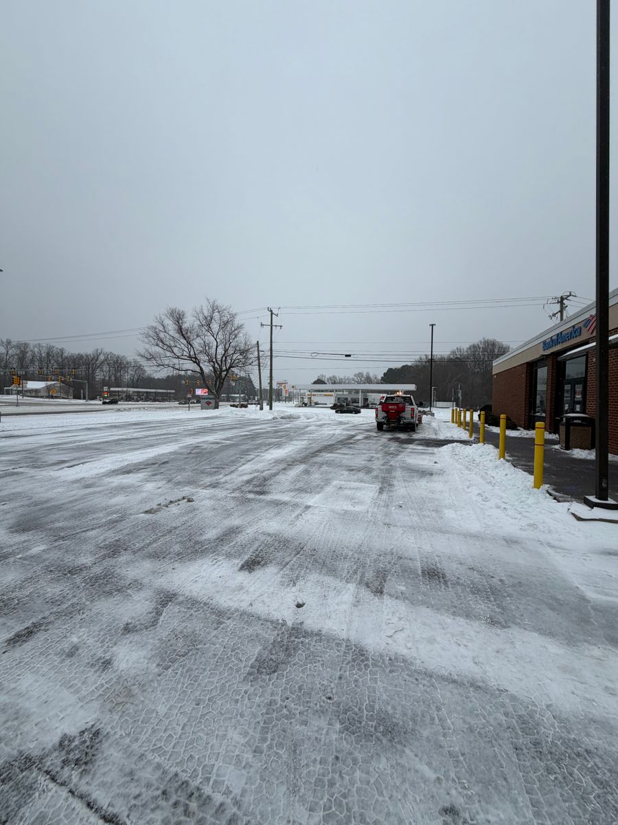 Snow Plowing for Robbie's Lawn & Landscape in Chesterfield, VA