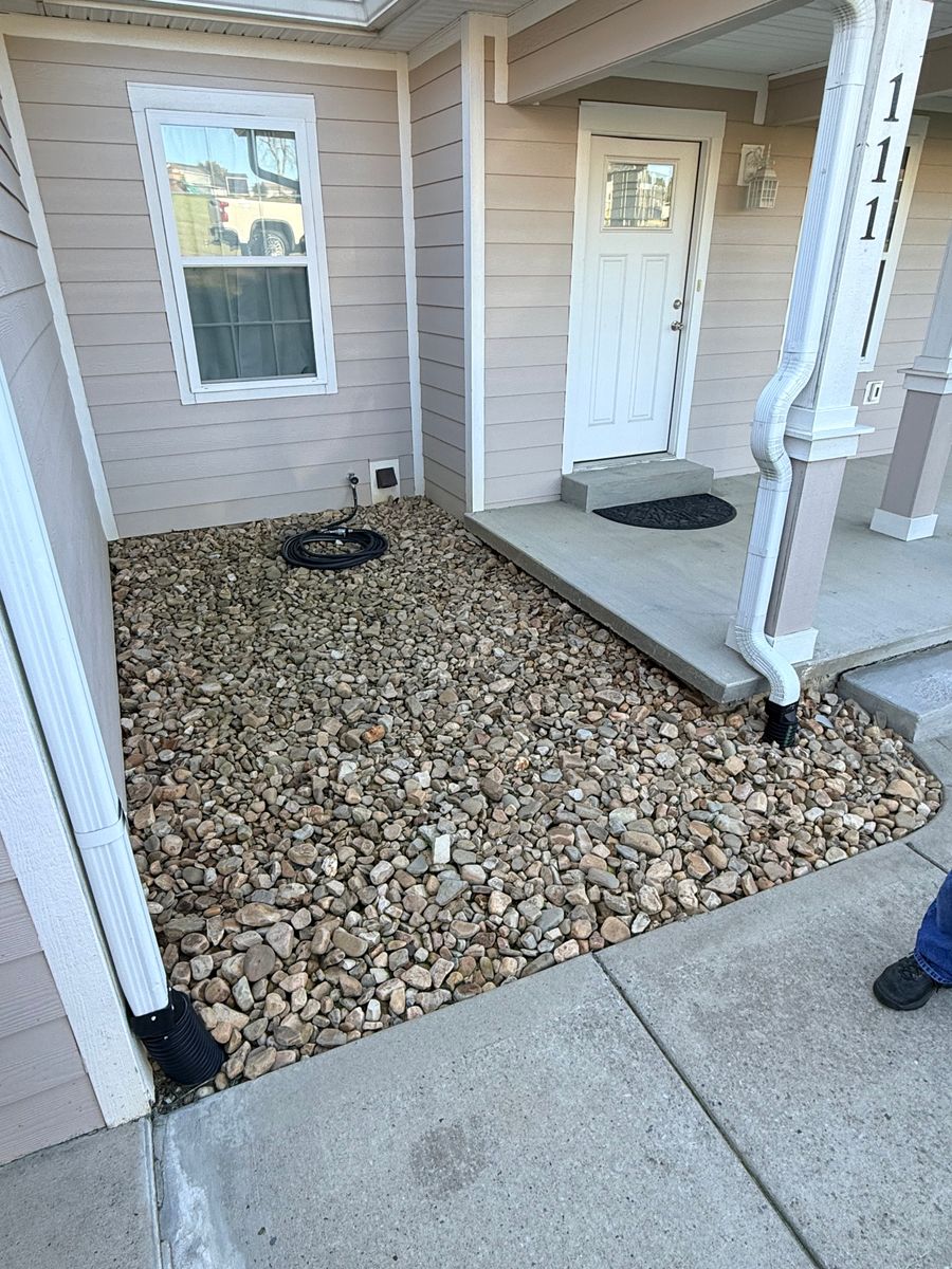 Natural Stone Hardscape for Pro Lawn and Landscape in White Bluff, TN