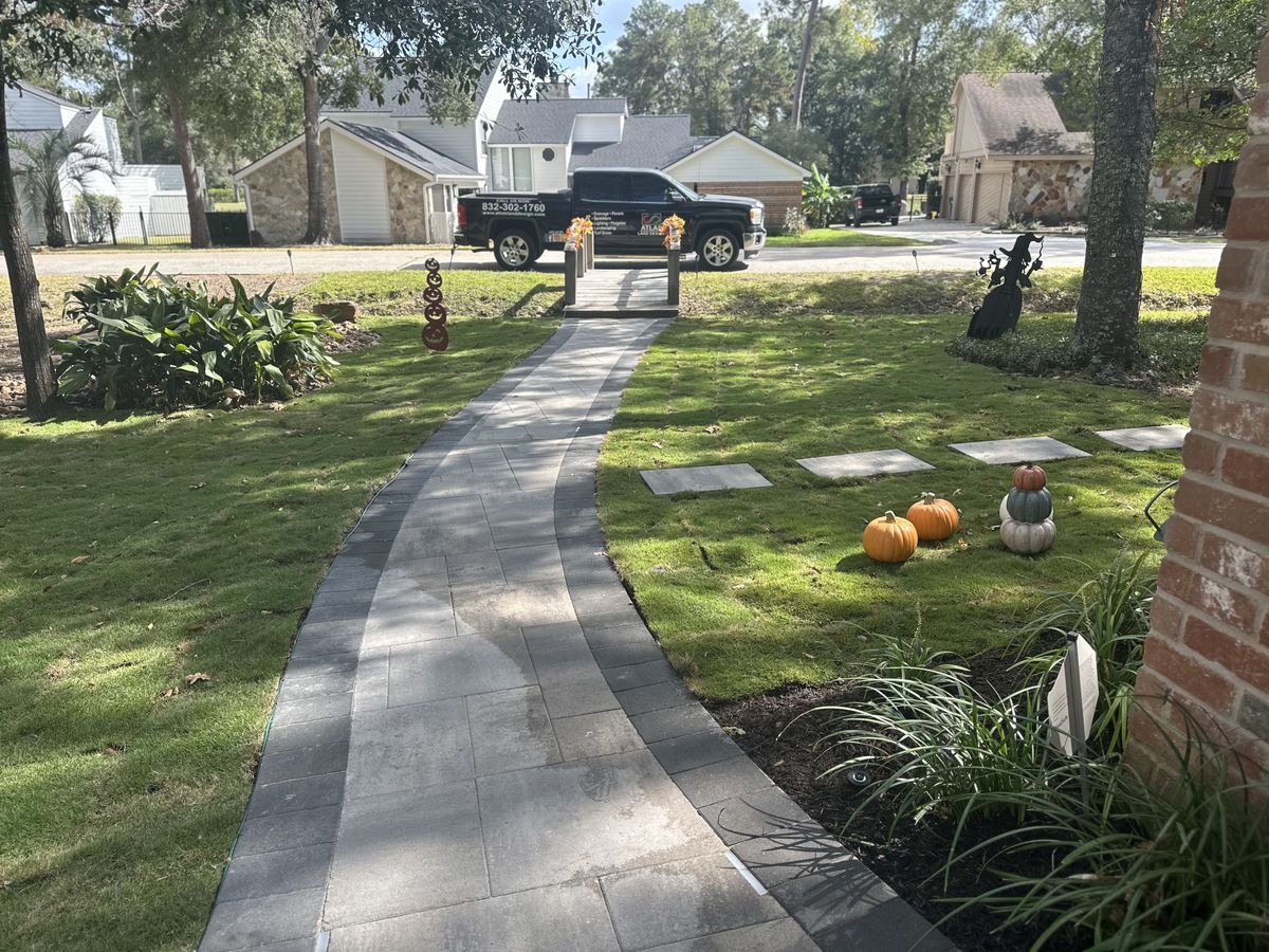 Hardscaping for Atlas Land Design in Creekside Park, TX