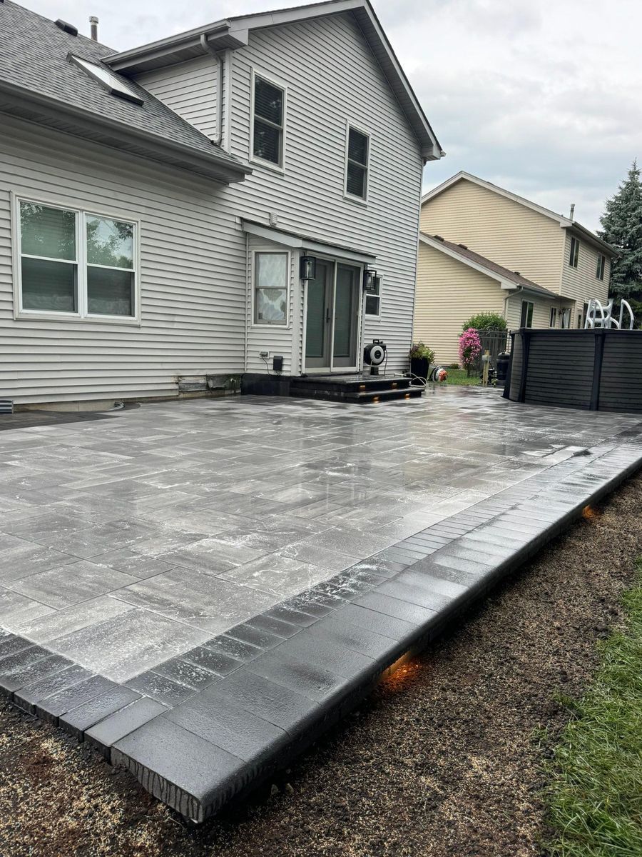 Patio Design & Construction for Alvarez Pavingstone INC. in Lyons, IL