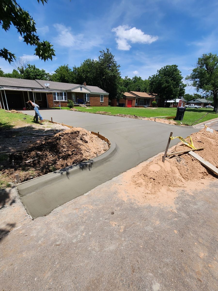 Concrete for Gb Concrete & Roofing in Spencer, OK
