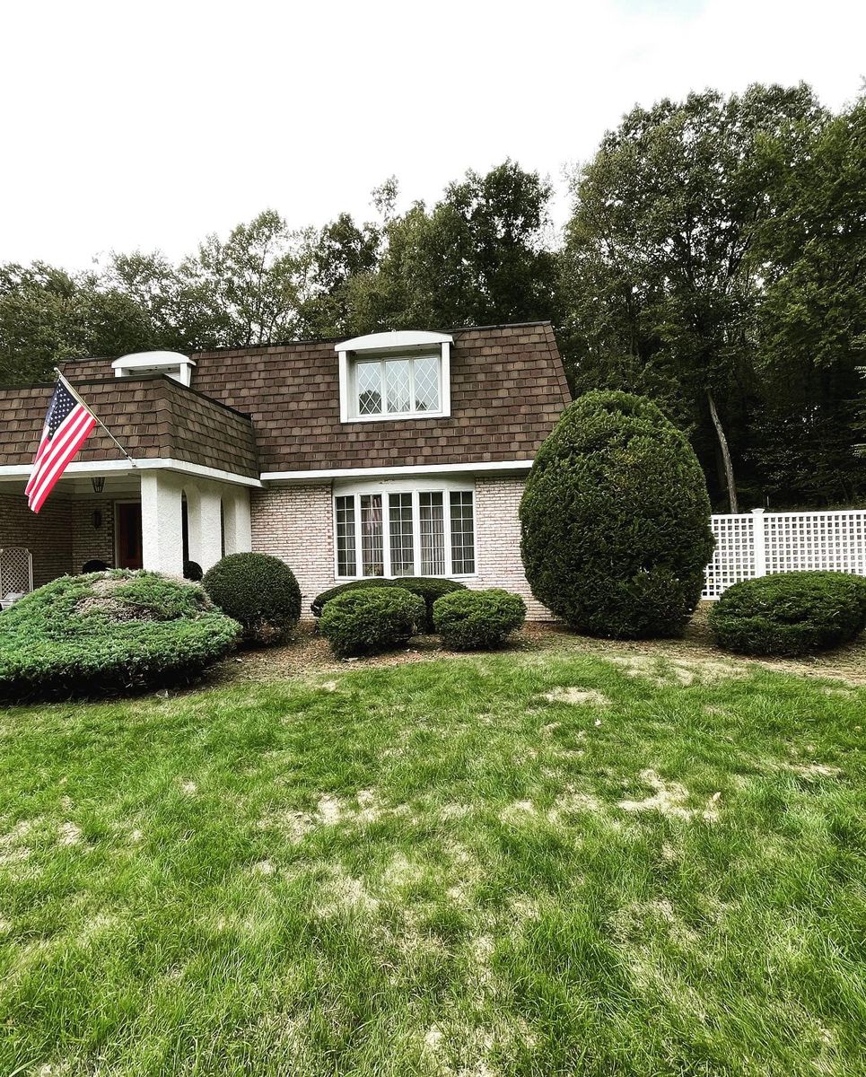 Shrub Trimming for Hennessey Landscaping LLC in Oxford,  CT 