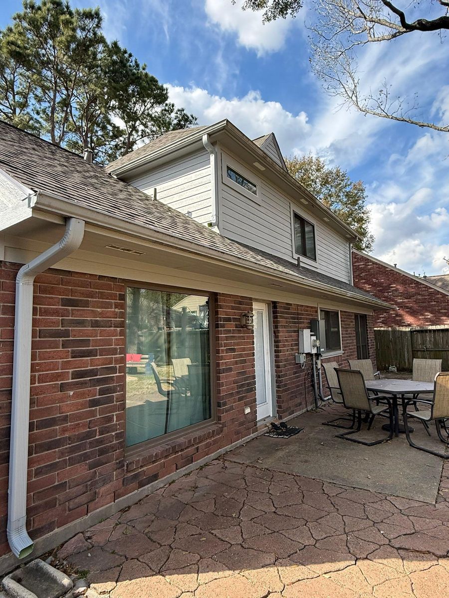 Carpentry for Gordon’s Construction and Remodeling Group in Houston, TX