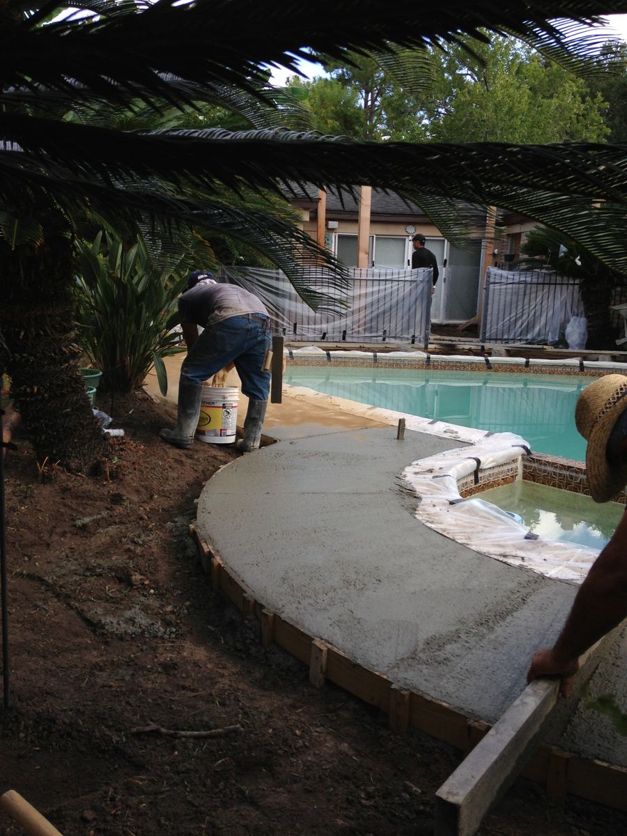 Pool Remodels for Texas Curb N Borders in Houston, TX