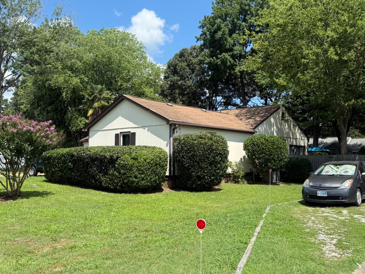 Mulch Installation for Three Brothers Lawn & Landscaping LLC in Yorktown, VA