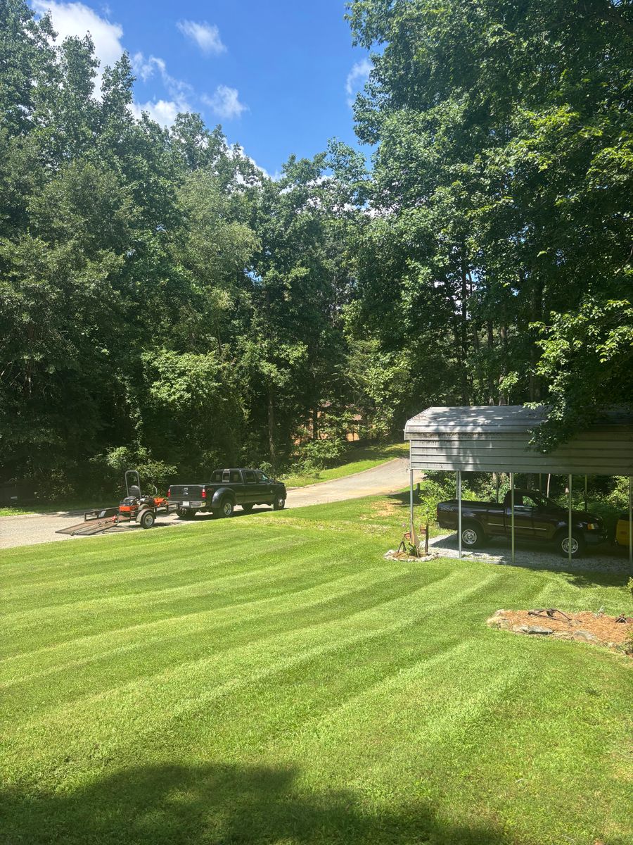Mowing for Eady’s Lawn Care in Winder, GA