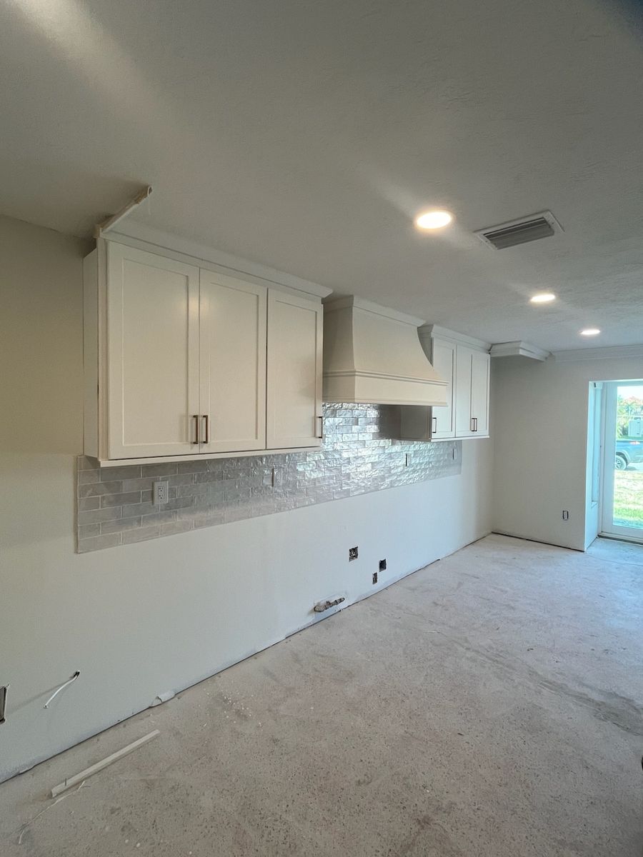 Kitchen and Cabinet Refinishing for Escorpio Painting in Tampa, FL