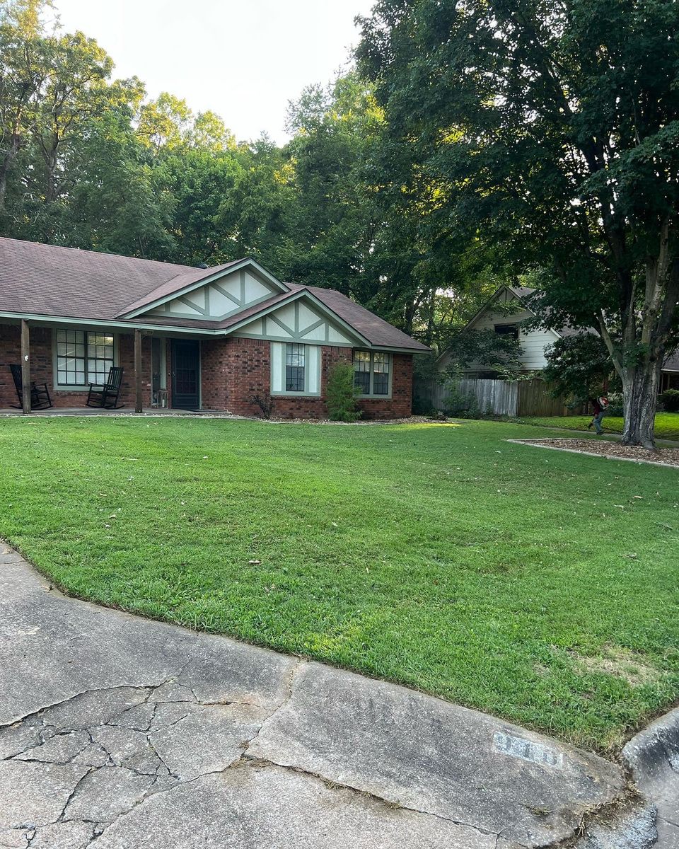 Mowing for JM Lawn and Landscape in Bella Vista, AR