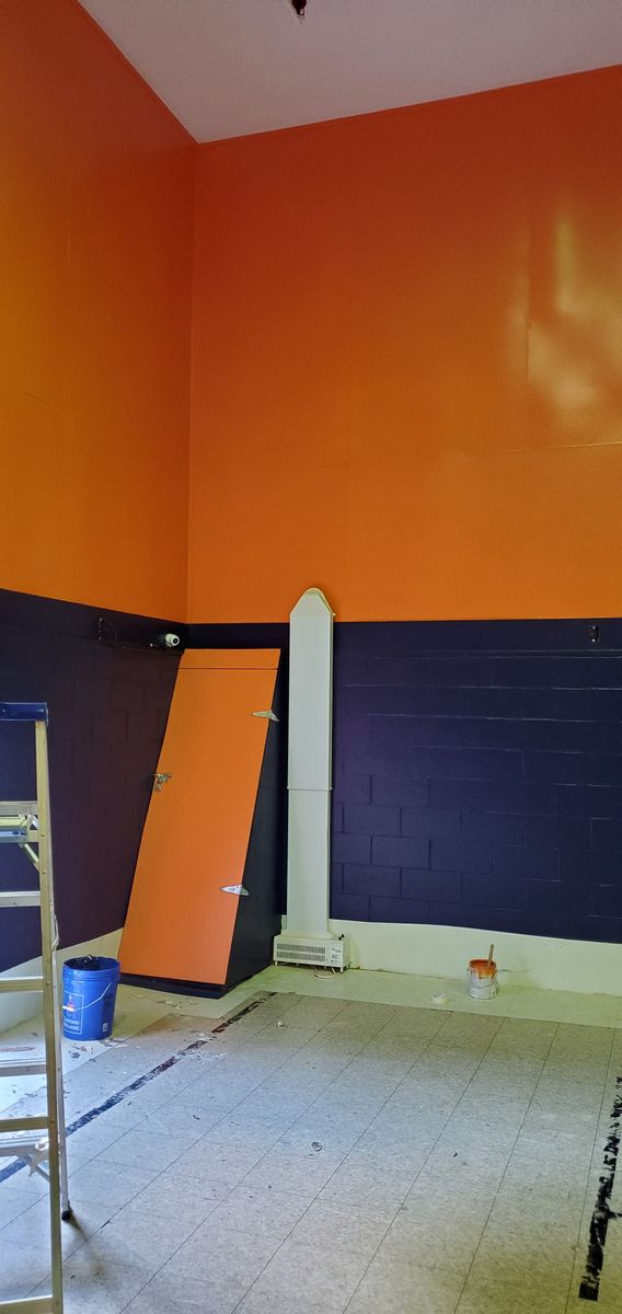 Sport Team Colors for Four Seasons Painting LLC  in Youngstown,  OH