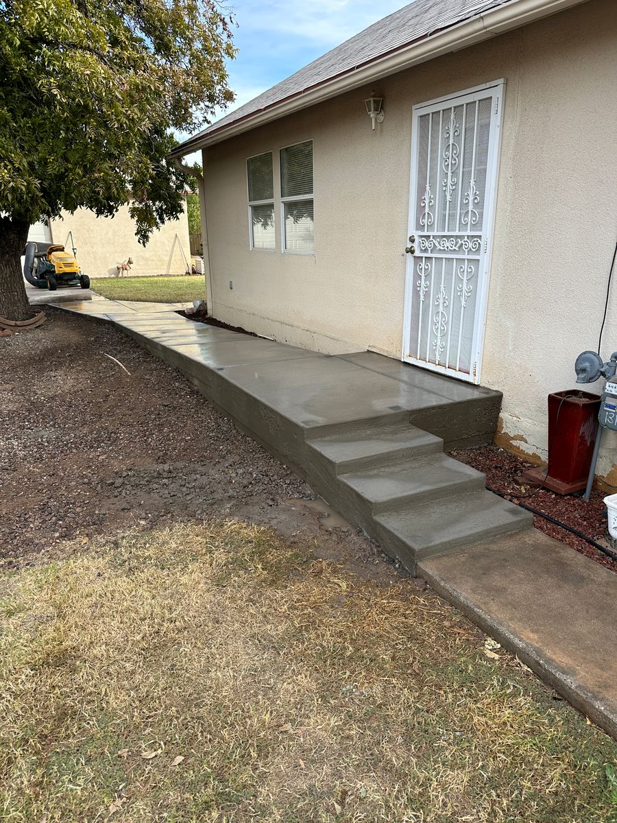 Sidewalk Installation for American Concrete Placement in Camp Verde, AZ