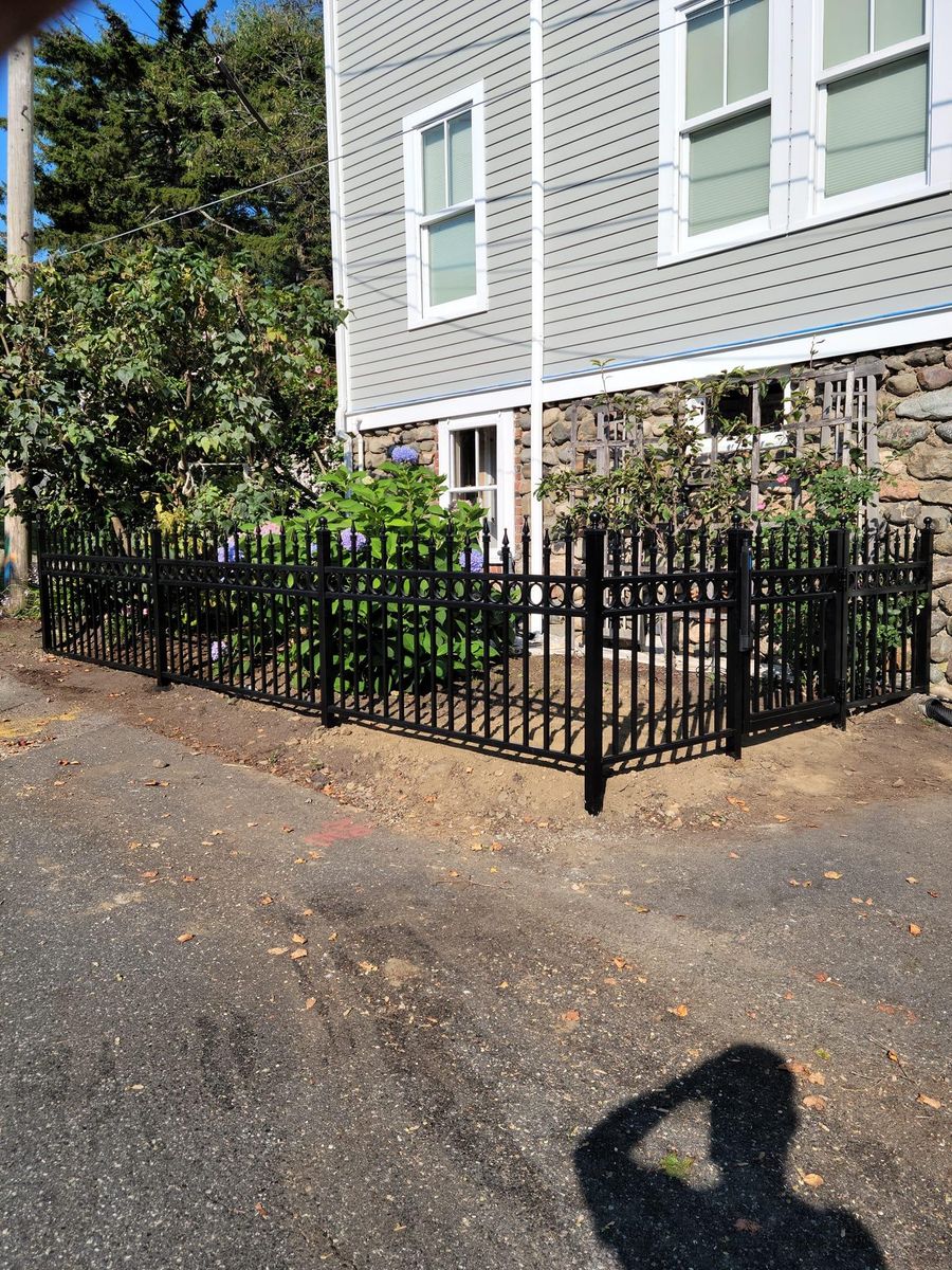 Aluminum Fencing Installation for Azorean Fence in Peabody, MA