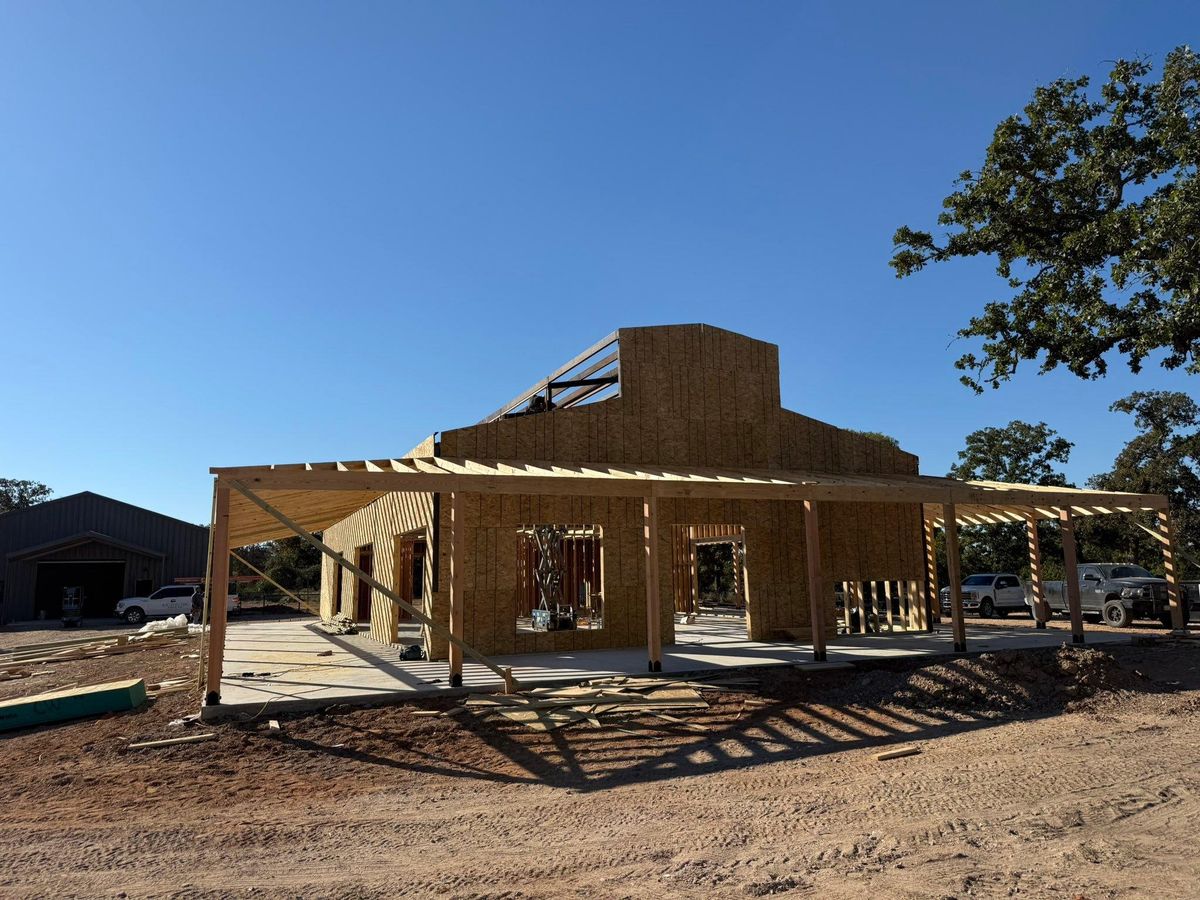Barndominiums for CWC Custom Homes & Barndominiums in Snook, TX