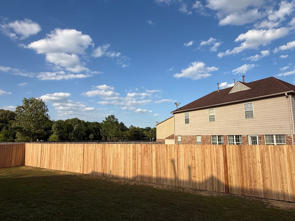 Fence Installation for Frontline Fencing LLC in Hernando, MS
