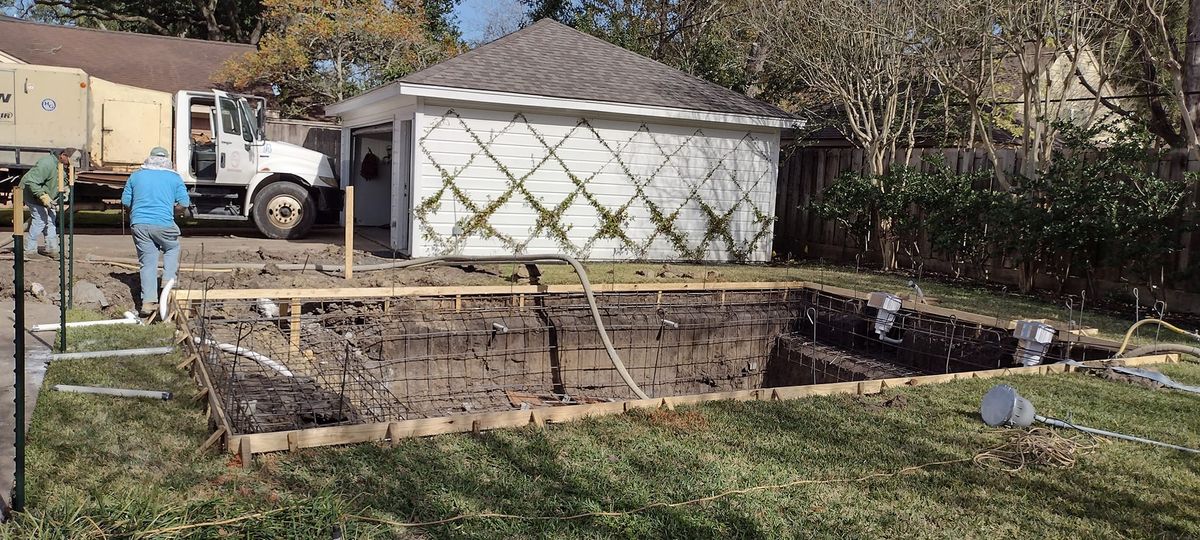 Custom Pool Construction for Out Back Pool and Spa Creations in The Woodlands, TX