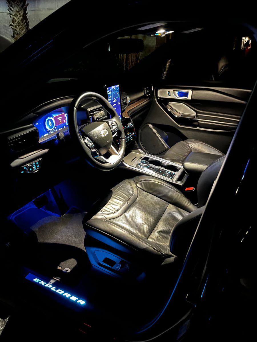 Full Detail Service for Victory Washing in Jacksonville, FL