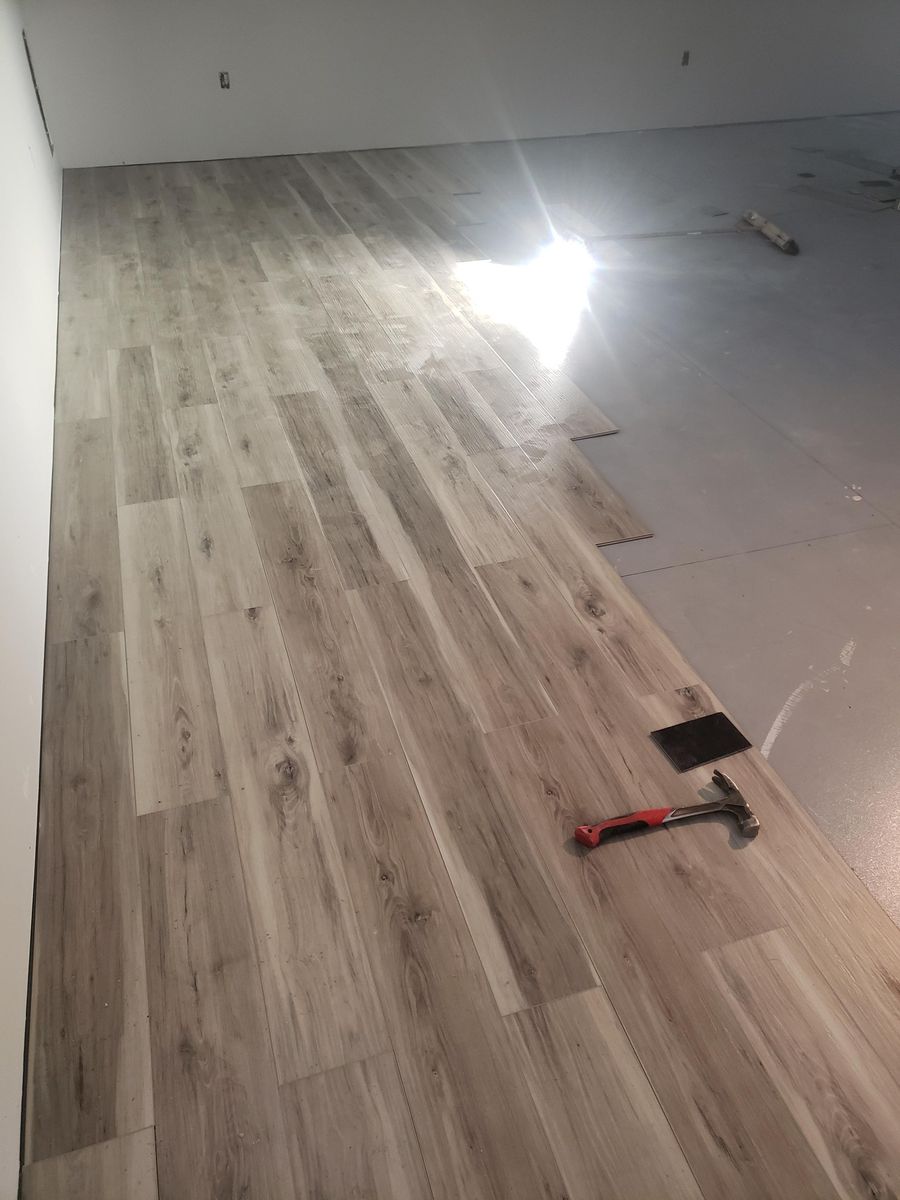 Laminate Flooring for Dean Handyman and Construction Services LLC in , 