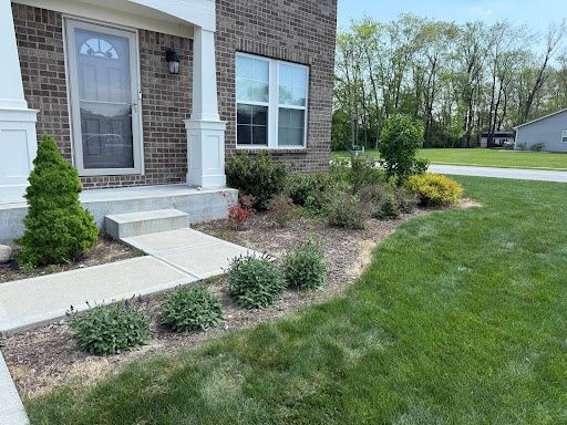 Landscaping for Bearforce Lawn Care LLC in Greenfield, IN
