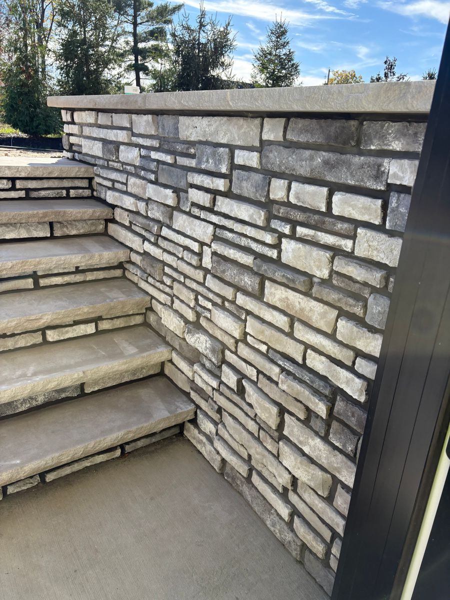 Stone and Block Veneers for RS Masonry LLC in Akron, Ohio