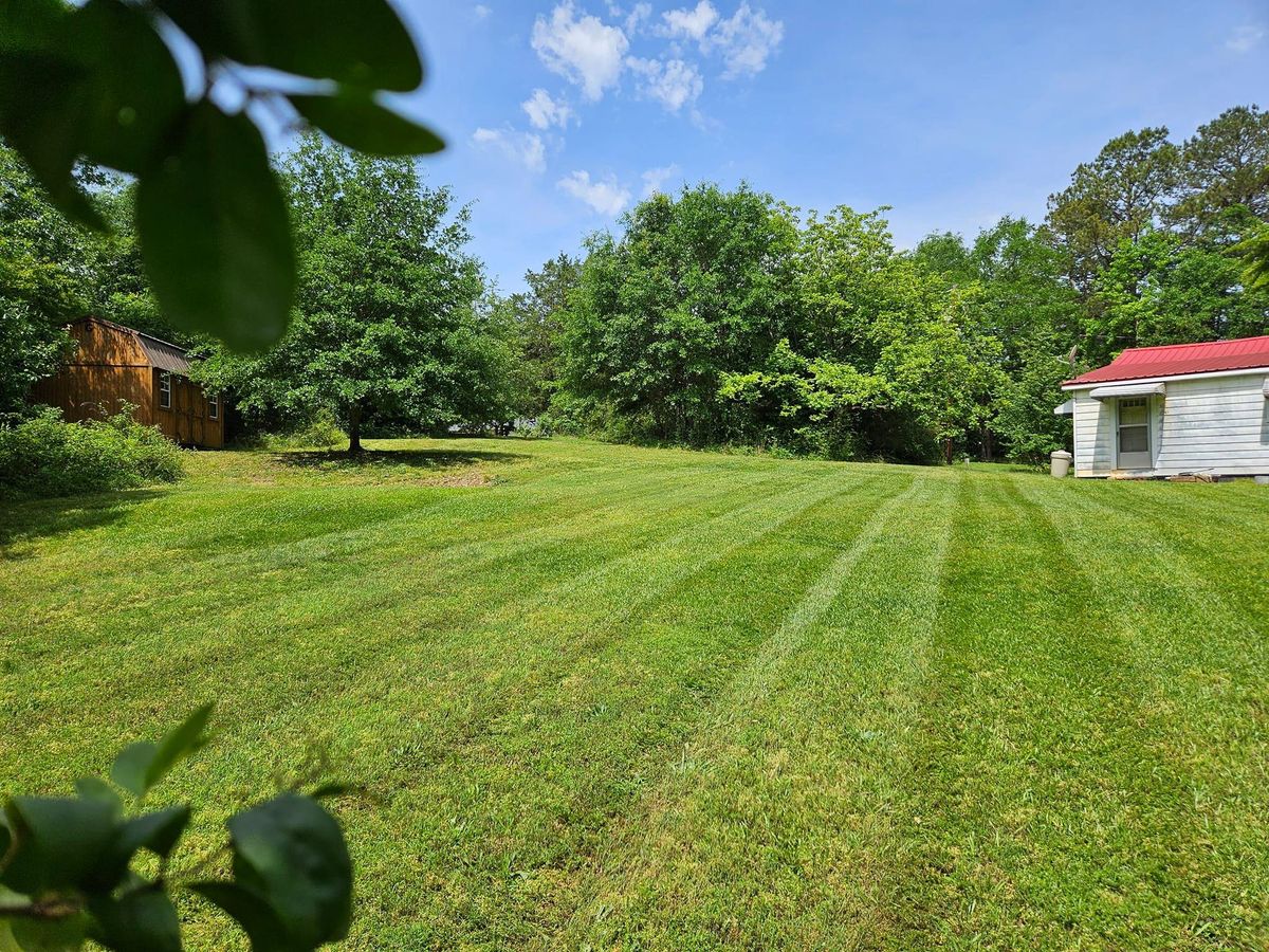 Mowing for Upstate Lawncare Maintenance LLC in Easley, SC