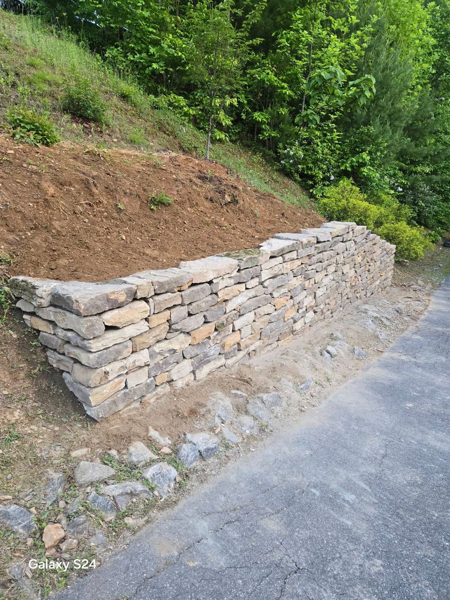 Retaining Wall Construction for C4 TrueVision Renovations in Asheville, NC