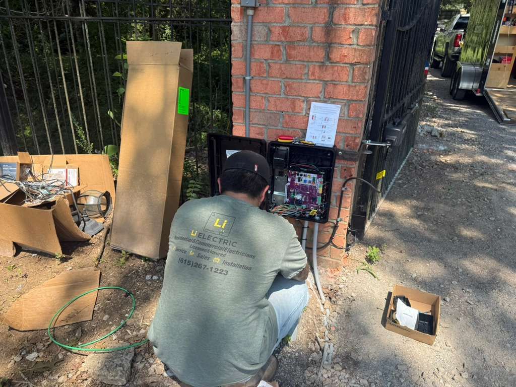 Commercial Electrical Installation & Service for Li Electric of TN in Columbia, TN