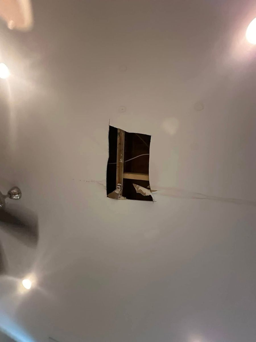 Painting and Drywall for LEE’S Handyman Services and More in Sanford, NC