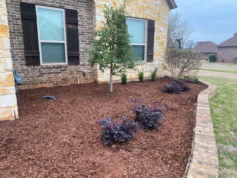 Flower Beds for Wilson's Yard Work, LLC in Tyler, TX