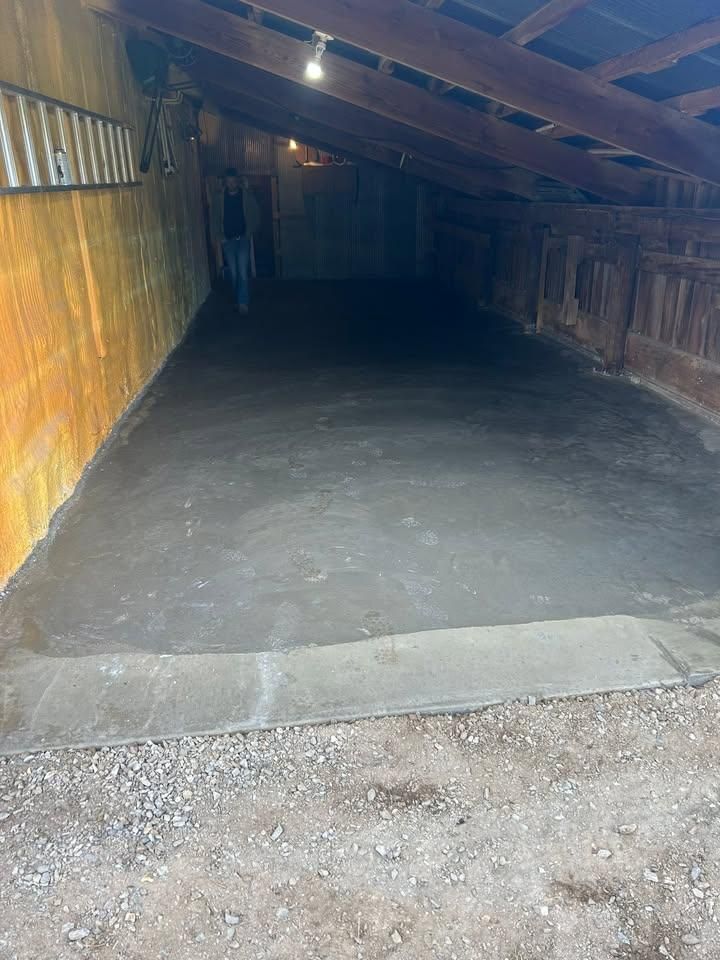 Concrete Slab Construction for MidWest Concrete in Benton, MO