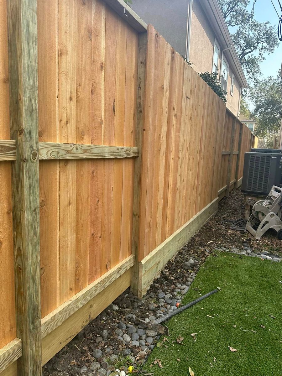 Fence Installation for Fenceline Systems in Channelview, TX