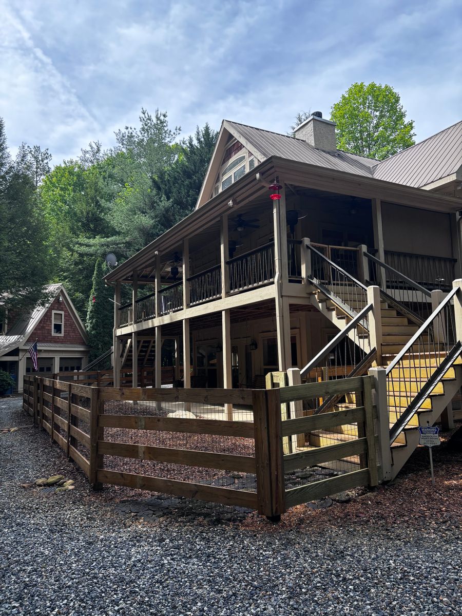 Wooden Fencing for Alpine Fence in Dahlonega, GA