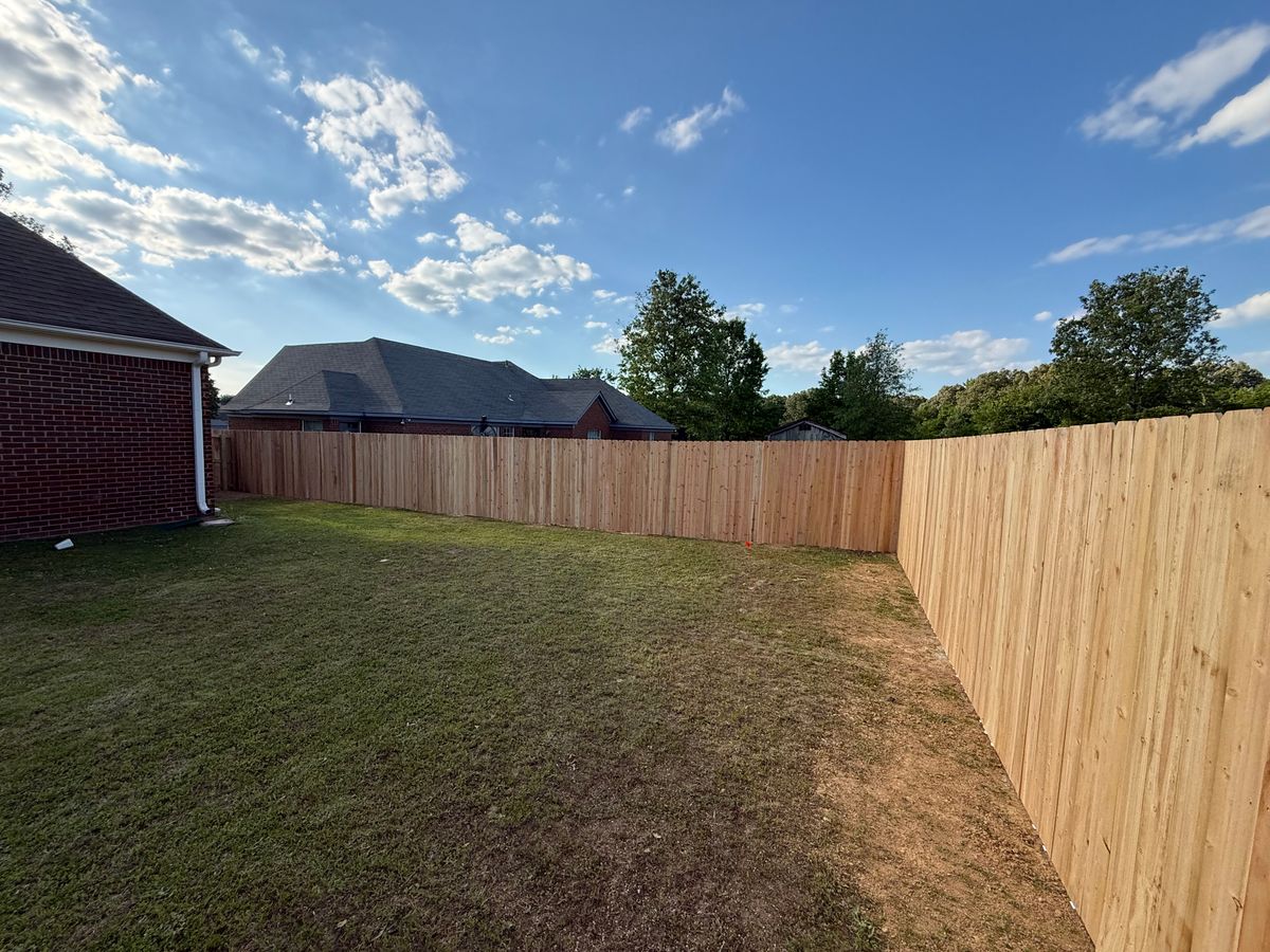Fence Installation for Frontline Fencing LLC in Hernando, MS