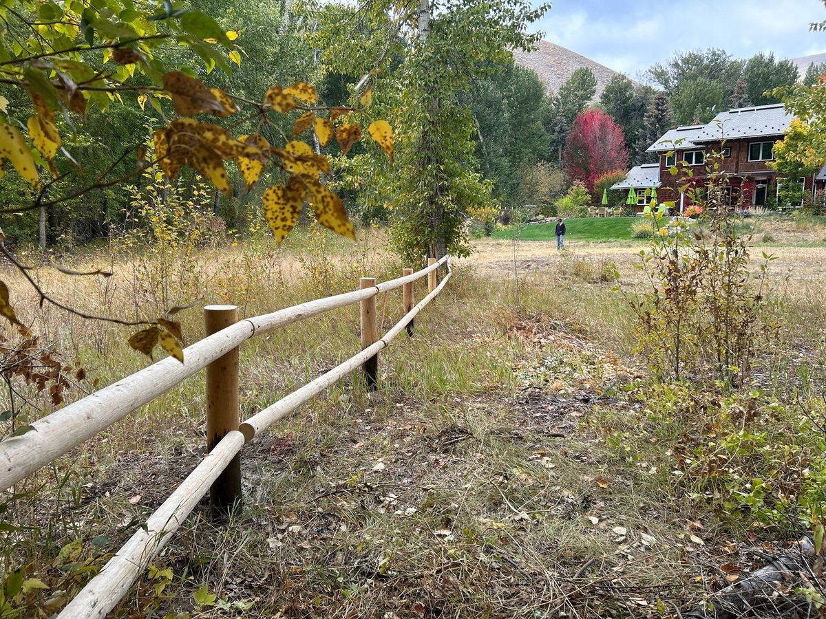Wood Privacy Fence  for T&H Outdoor Services in Twin Falls, ID