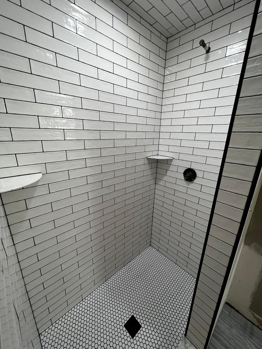 Bathroom Tiling for Tom’s Custom Tile LLC in Howell, MI