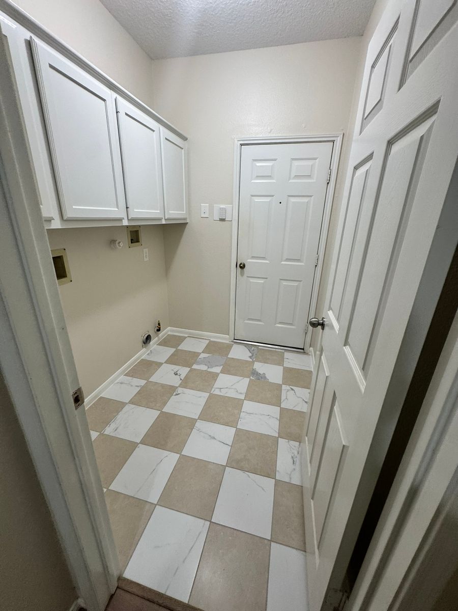 Flooring for Alpha Contracting Services in Katy, TX