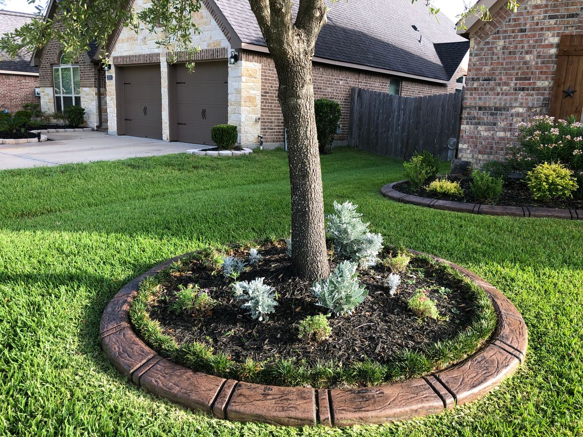 Landscaping for Texas Curb N Borders in Houston, TX